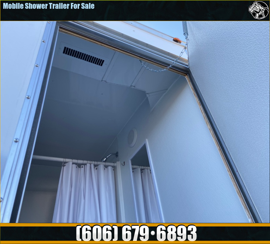 Mobile_Shower_Trailer